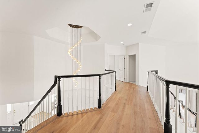 18545 SANDPIPER PL, Leesburg, VA 20176