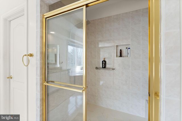 18545 SANDPIPER PL, Leesburg, VA 20176