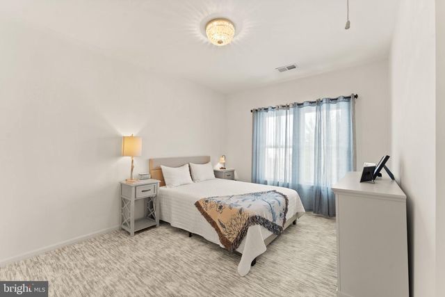 18545 SANDPIPER PL, Leesburg, VA 20176