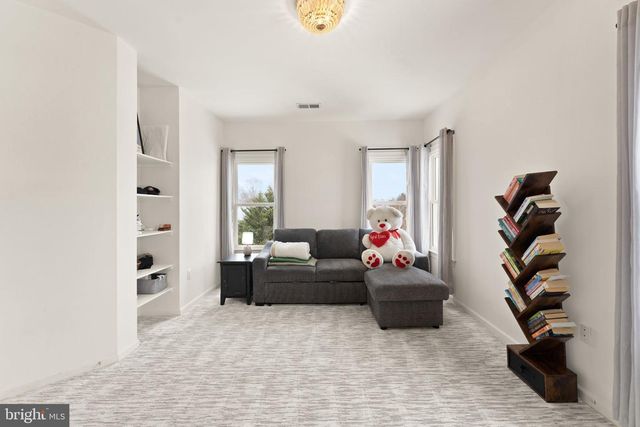 18545 SANDPIPER PL, Leesburg, VA 20176