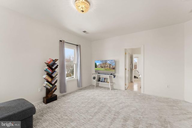 18545 SANDPIPER PL, Leesburg, VA 20176