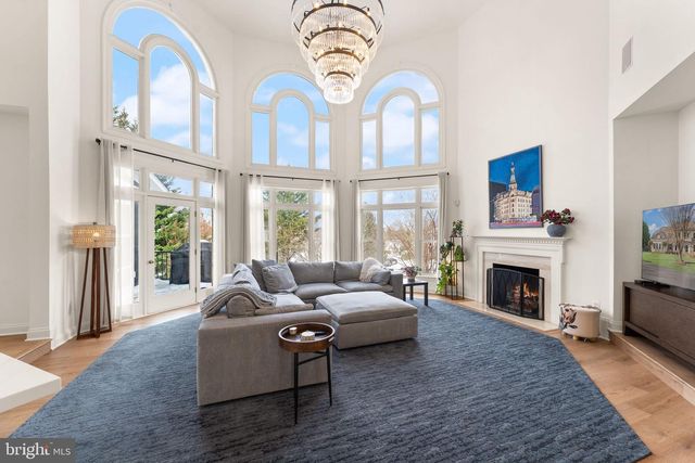 18545 SANDPIPER PL, Leesburg, VA 20176