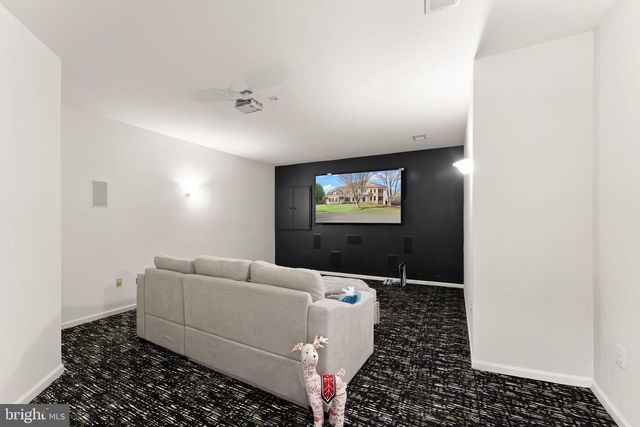 18545 SANDPIPER PL, Leesburg, VA 20176