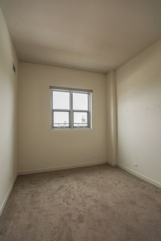 910 W Huron Street 914, Chicago, IL 60642