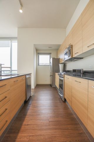 910 W Huron Street 914, Chicago, IL 60642