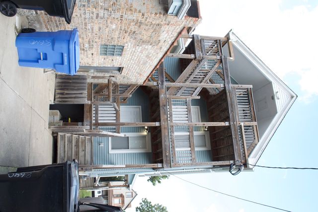 8640 S Escanaba Avenue, Chicago, IL 60617