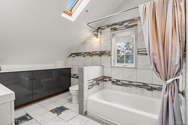 116 Helene Avenue, Royal Oak, MI 48067