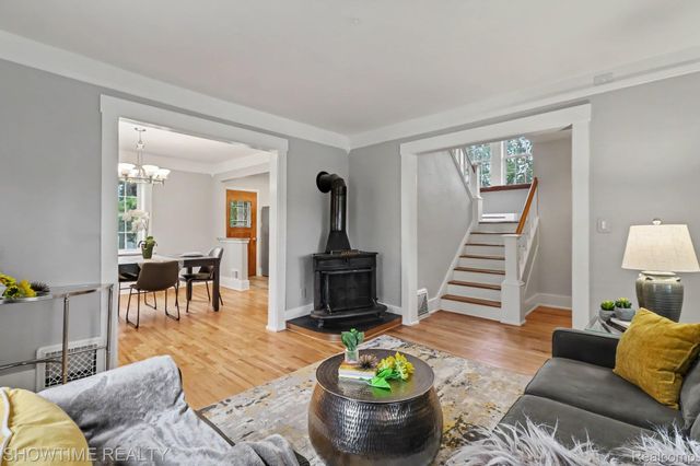 116 Helene Avenue, Royal Oak, MI 48067