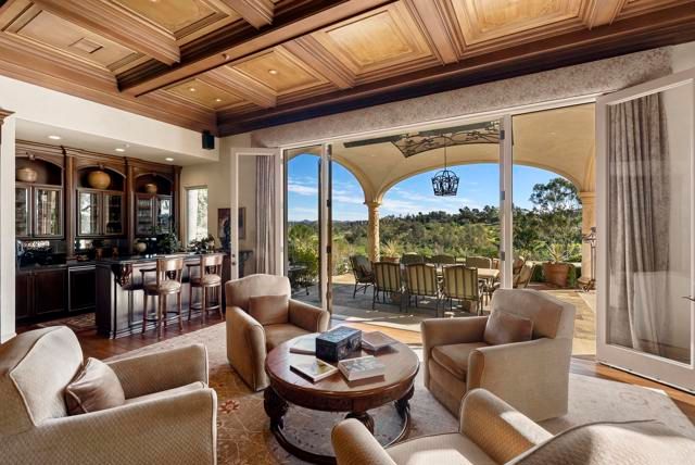 4724 El Aspecto, Rancho Santa Fe, CA 92067
