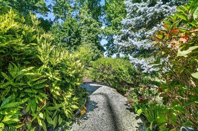11 Jeffrie Trl, Hanover Twp., NJ 07981