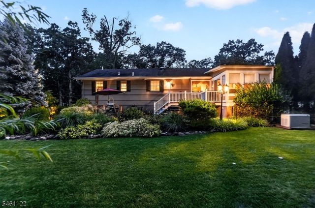 11 Jeffrie Trl, Hanover Twp., NJ 07981