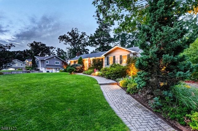 11 Jeffrie Trl, Hanover Twp., NJ 07981