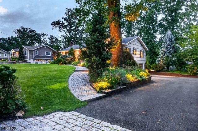 11 Jeffrie Trl, Hanover Twp., NJ 07981
