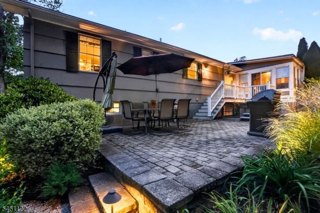 11 Jeffrie Trl, Hanover Twp., NJ 07981