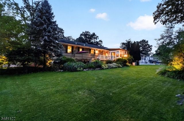 11 Jeffrie Trl, Hanover Twp., NJ 07981