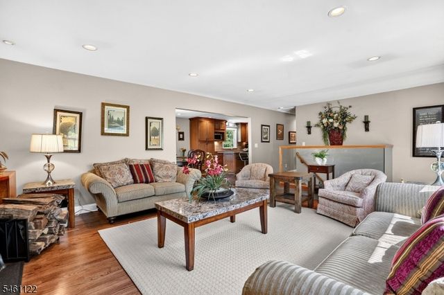 11 Jeffrie Trl, Hanover Twp., NJ 07981