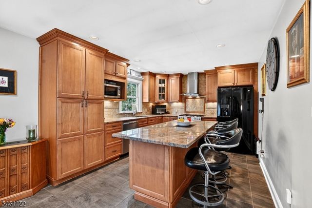 11 Jeffrie Trl, Hanover Twp., NJ 07981