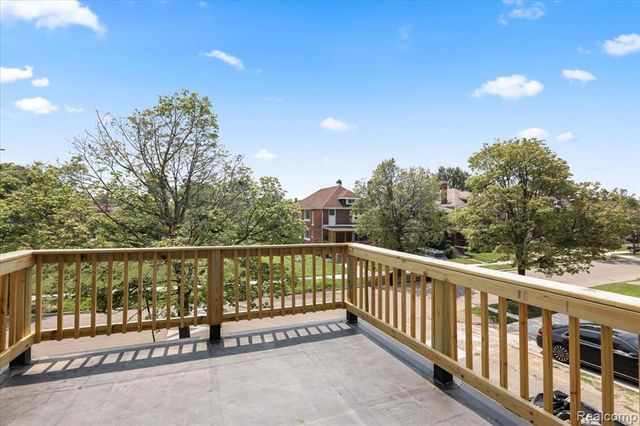 2440 Taylor Street, Detroit, MI 48206