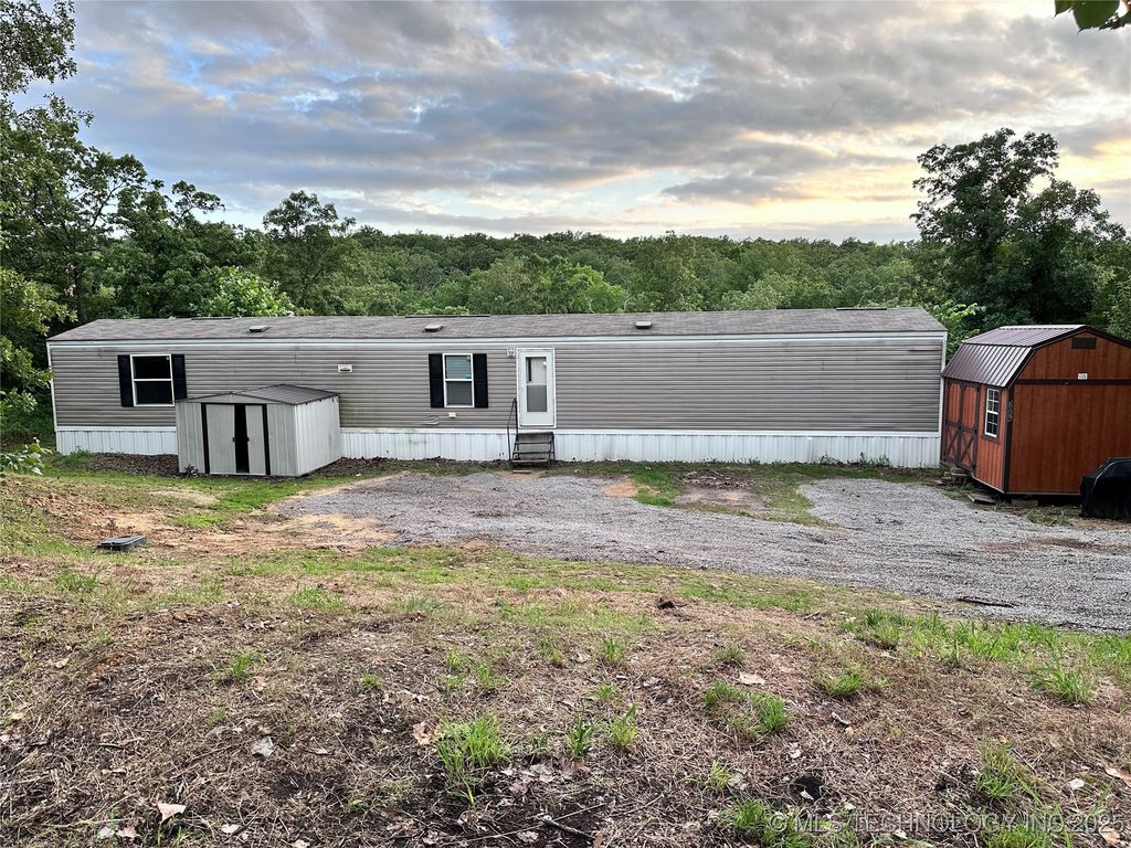 3056 Hickory Bluff Road, Sapulpa, OK 74066