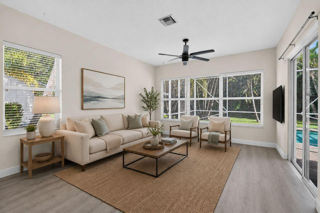 10803 Paso Fino Drive, Lake Worth, FL 33449