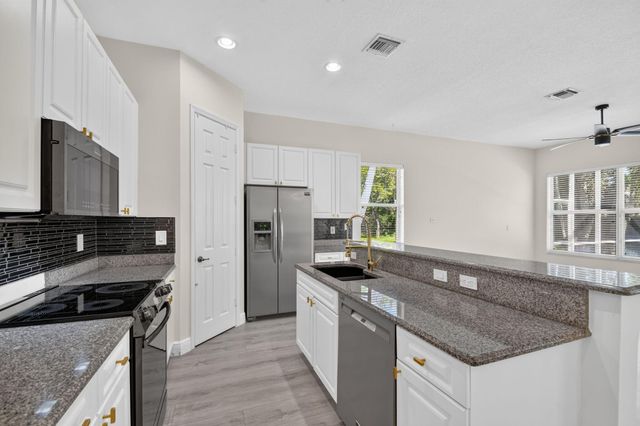 10803 Paso Fino Drive, Lake Worth, FL 33449