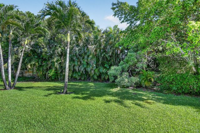 10803 Paso Fino Drive, Lake Worth, FL 33449