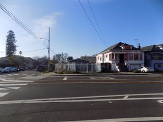 4201 West St, Oakland, CA 94608