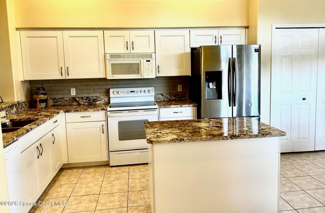680 Morning Cove Circle SE, Palm Bay, FL 32909