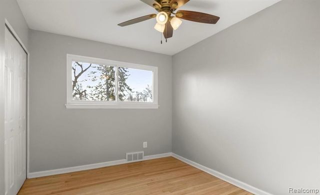 27007 Joy Road, Dearborn Heights, MI 48127