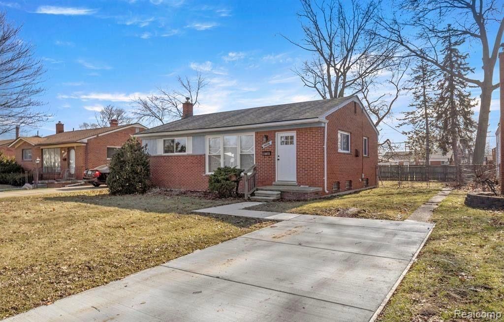 27007 Joy Road, Dearborn Heights, MI 48127