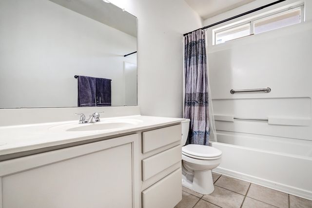 7924 Tiffany Road SW, Albuquerque, NM 87121