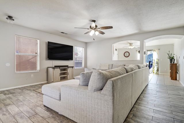 7924 Tiffany Road SW, Albuquerque, NM 87121