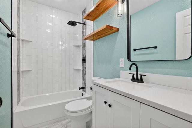 5631 Euclid Avenue, Kansas City, MO 64130