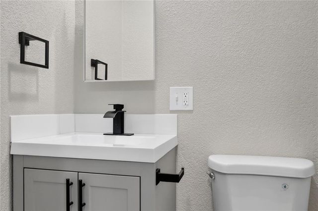 5631 Euclid Avenue, Kansas City, MO 64130