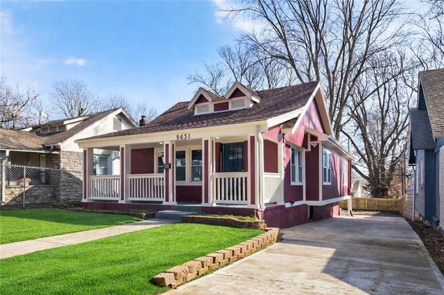 5631 Euclid Avenue, Kansas City, MO 64130