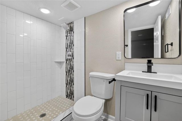 5631 Euclid Avenue, Kansas City, MO 64130