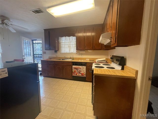 1951 Belle Rive Drive, Selma, AL 36701