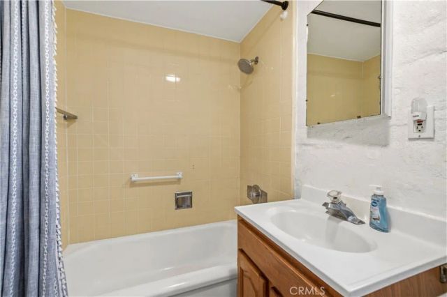 3057 Orange Avenue, La Crescenta, CA 91214