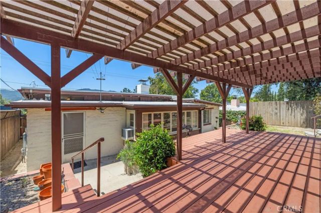 3057 Orange Avenue, La Crescenta, CA 91214