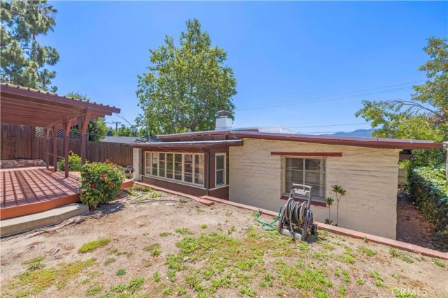 3057 Orange Avenue, La Crescenta, CA 91214