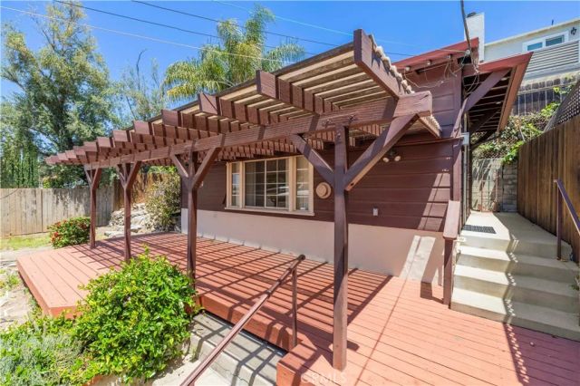 3057 Orange Avenue, La Crescenta, CA 91214