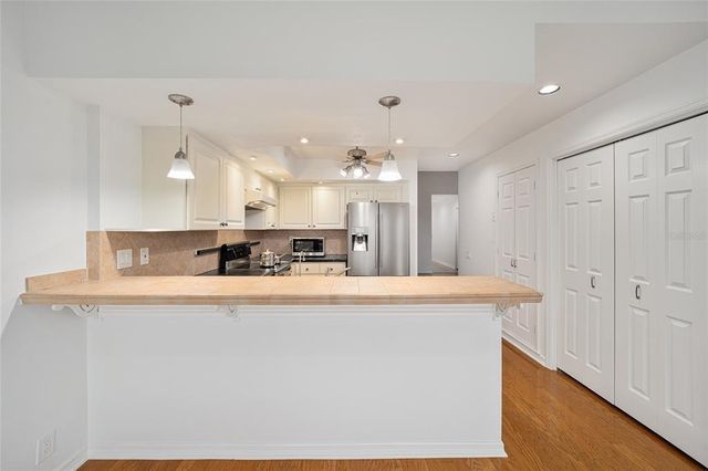 6042 TOPSAIL ROAD, Lady Lake, FL 32159