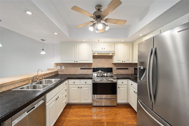 6042 TOPSAIL ROAD, Lady Lake, FL 32159