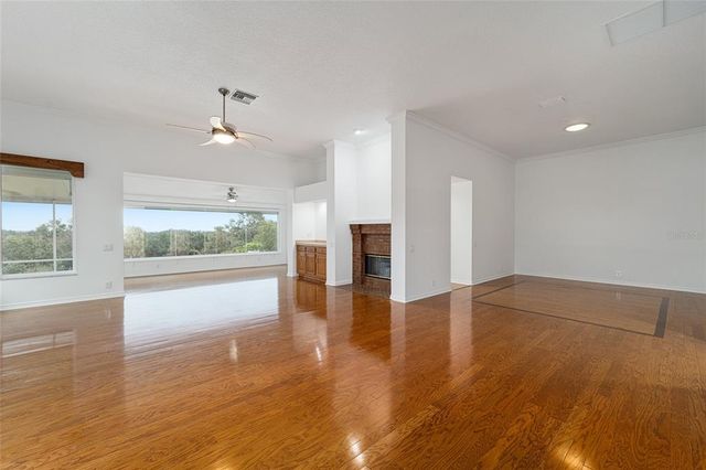 6042 TOPSAIL ROAD, Lady Lake, FL 32159
