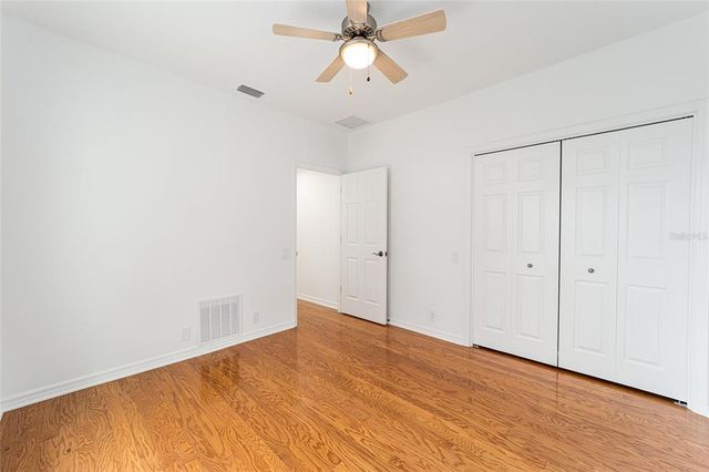 6042 TOPSAIL ROAD, Lady Lake, FL 32159