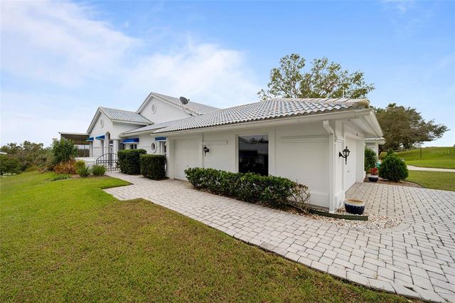 6042 TOPSAIL ROAD, Lady Lake, FL 32159