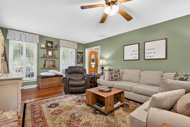 1547 Sterling Oaks Drive, Moncks Corner, SC 29461