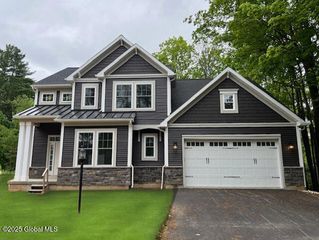 16 Morgan Street, Saratoga Springs, NY 12866