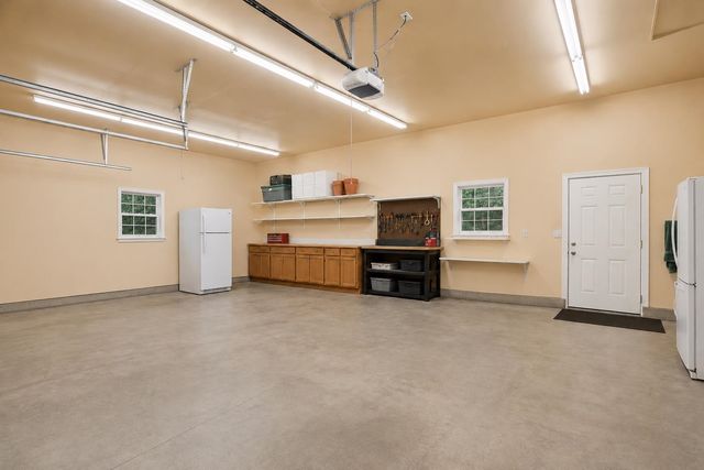 5865 Little Sandy Loop, Nine Mile Falls, WA 99026