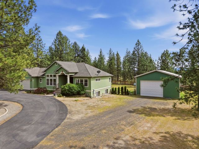 5865 Little Sandy Loop, Nine Mile Falls, WA 99026